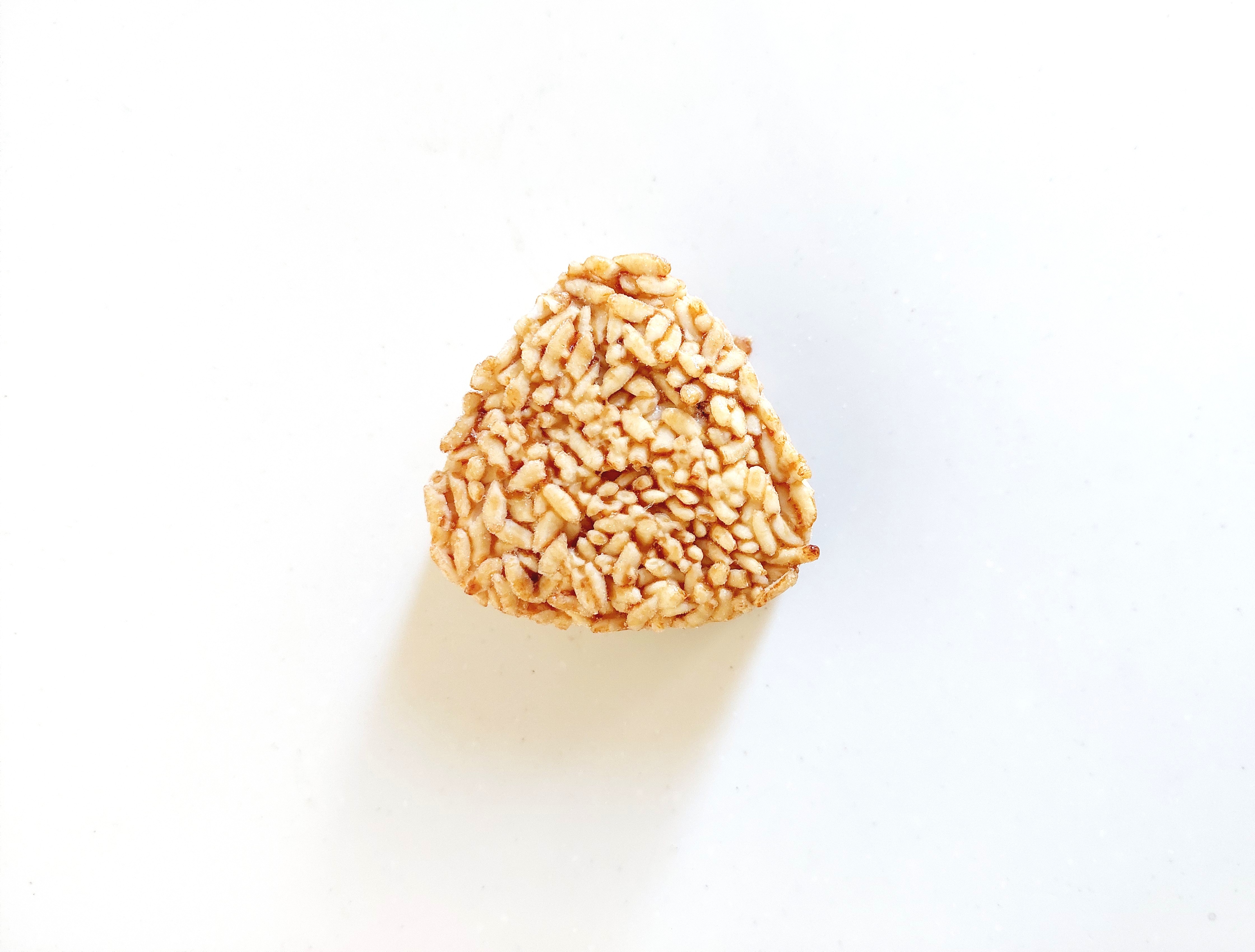 コープ「焼おにぎり香ばし醤油」凍ったままの中身
