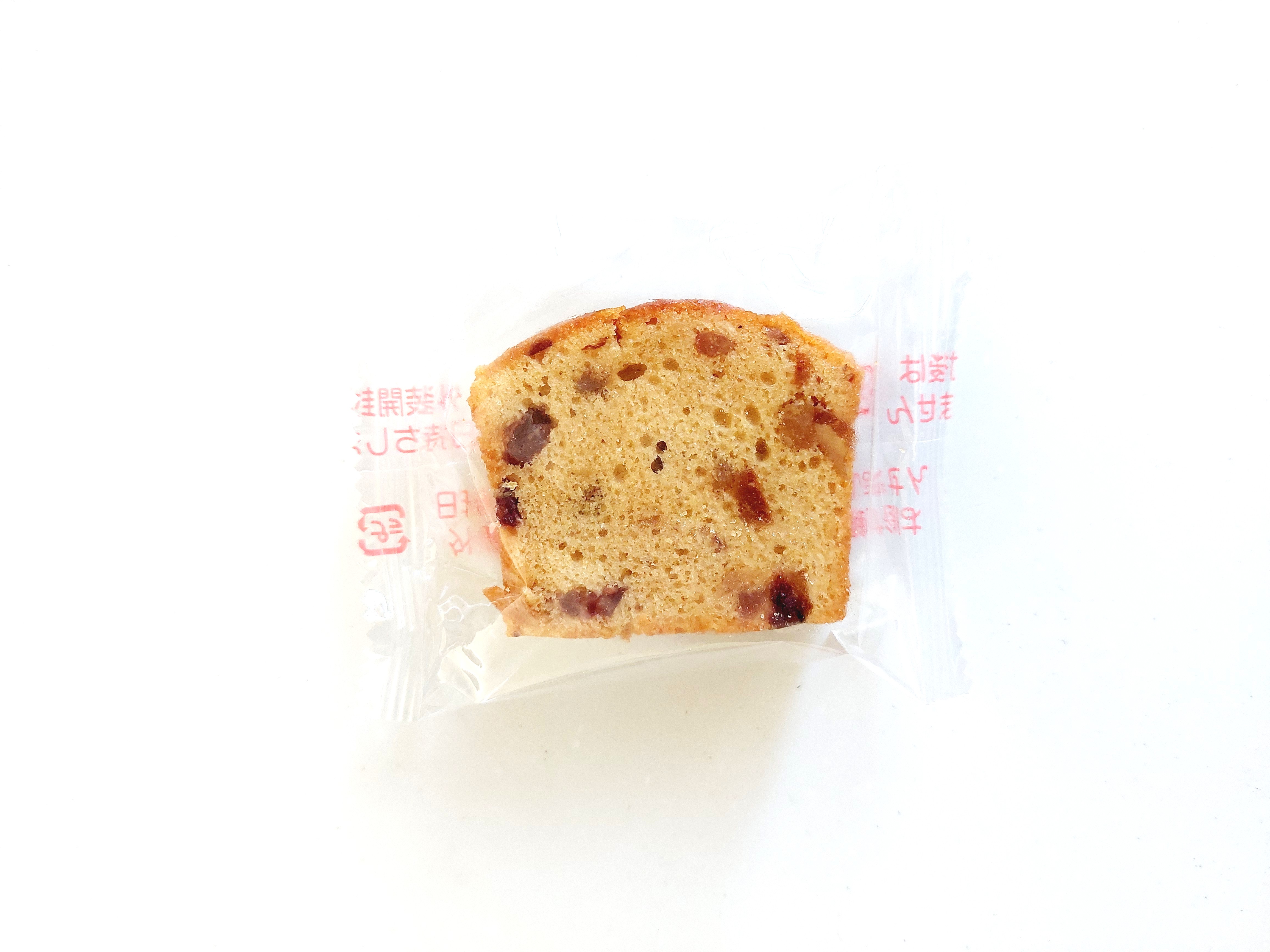 コープ「果実を贅沢に使った　フルーツケーキ」小袋