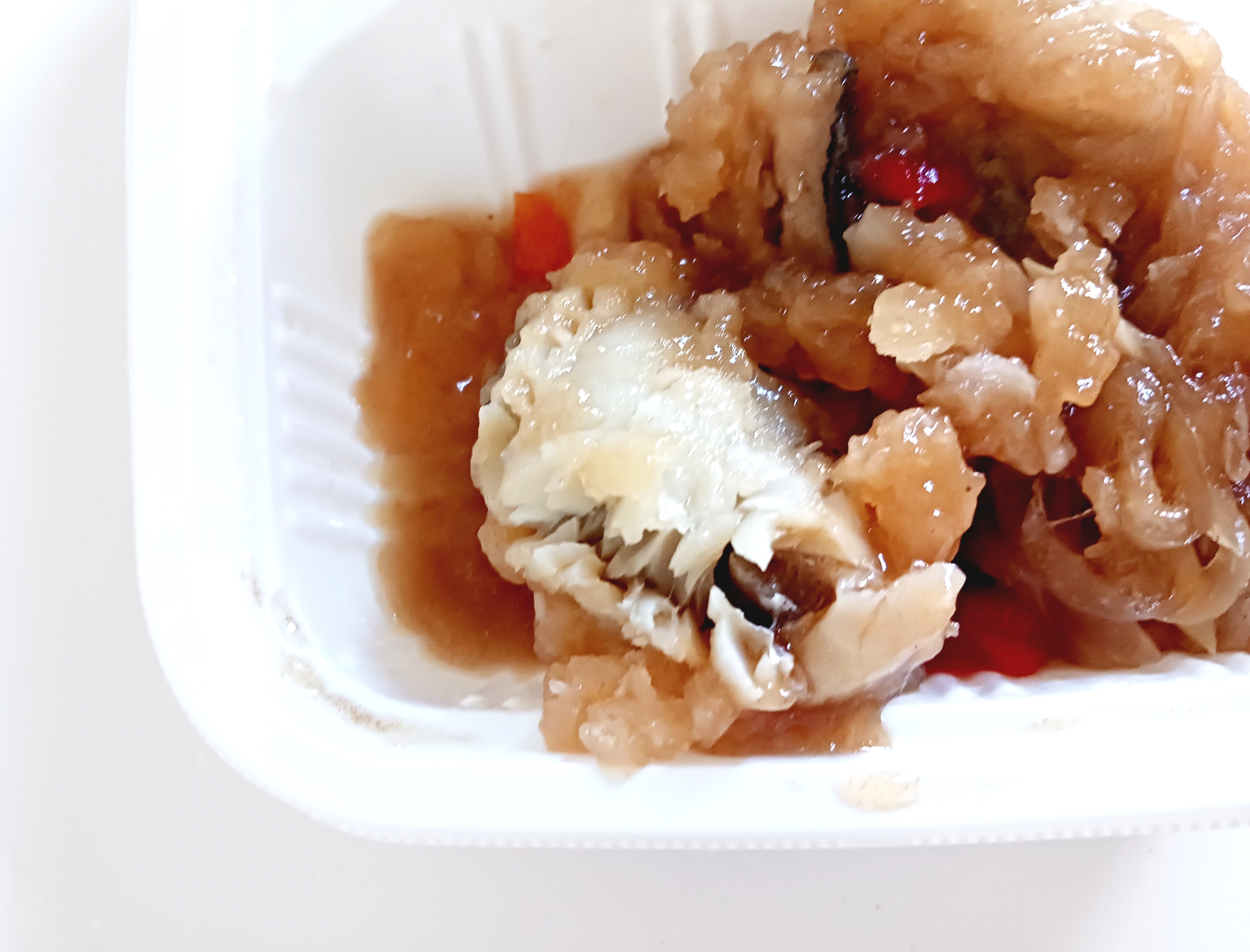 モグモデリ「白身魚と彩り野菜の南蛮漬け」白身魚半分に割ってみた